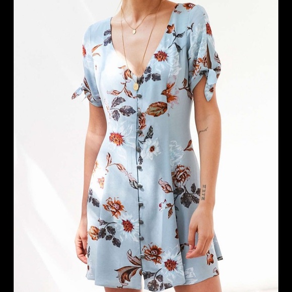 Urban Outfitters Kimchi Blue Floral Dress - Picture 2 of 6